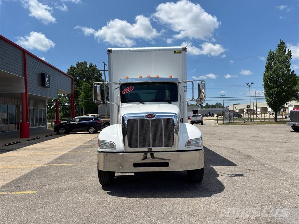 Peterbilt 337 Caminhões de caixa fechada