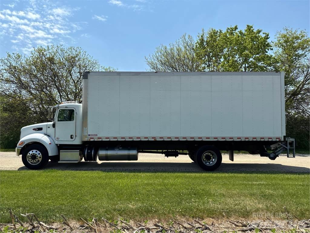 Peterbilt 337 Caminhões de caixa fechada