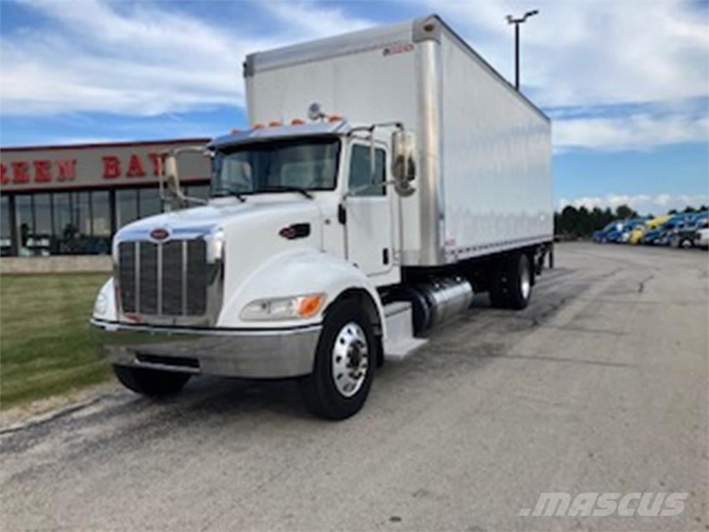 Peterbilt 337 Caminhões de caixa fechada