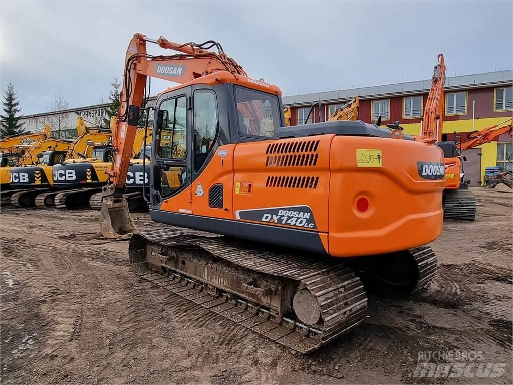 Doosan DX140LC-3 Escavadeiras de esteiras