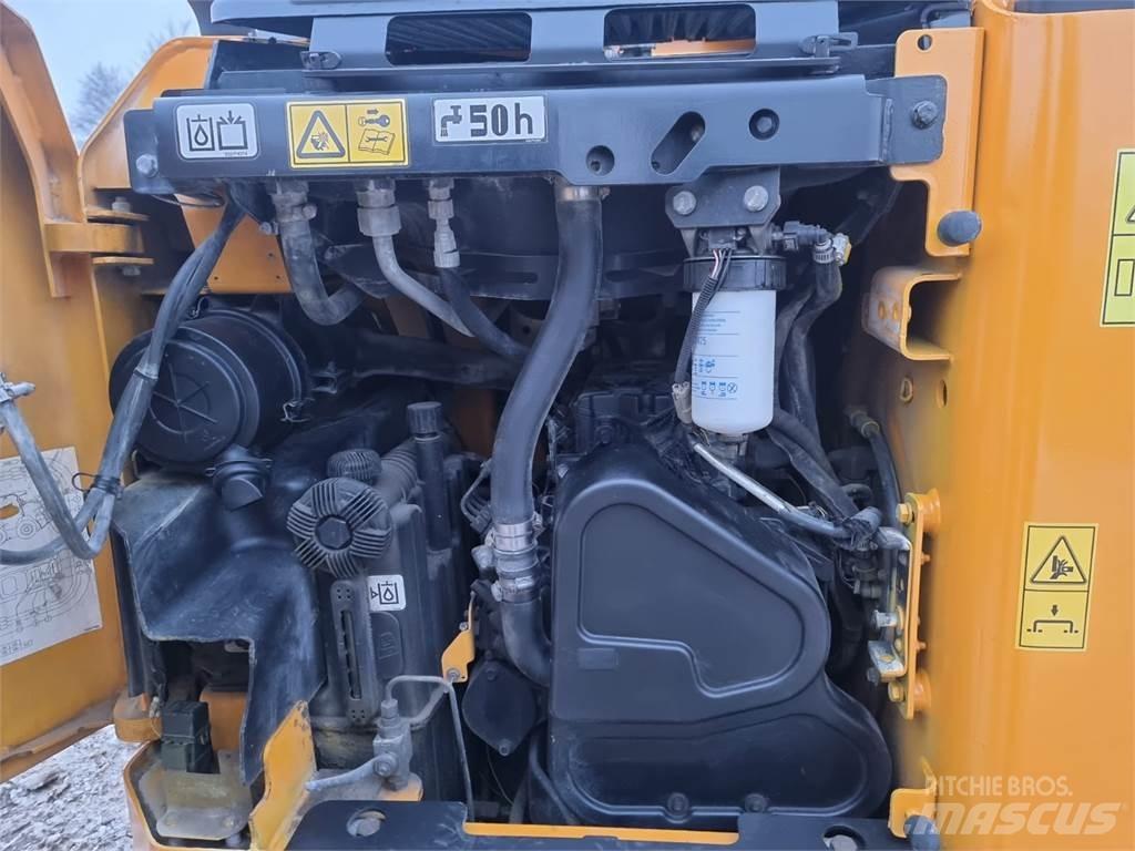 JCB 135HD Minicarregadeiras