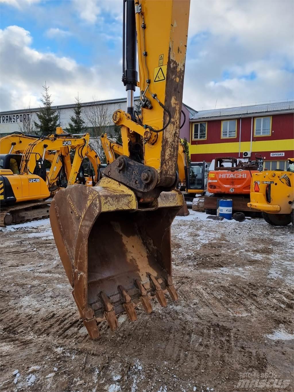 JCB JS220LC Plus Escavadeiras de esteiras