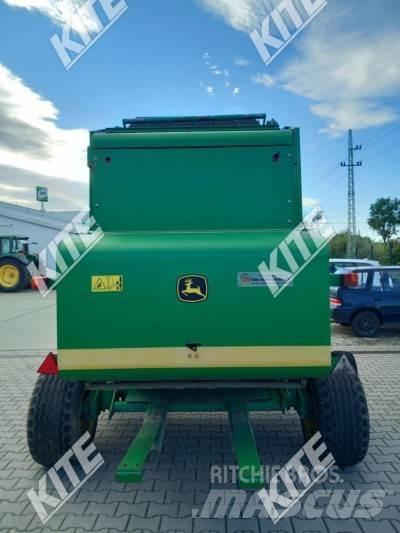 John Deere 592 Enfardadeira de rolos