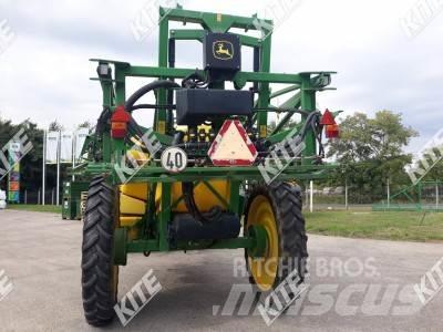 John Deere 740/21M Pulverizadores rebocados