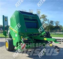 John Deere V451M Enfardadeira de rolos