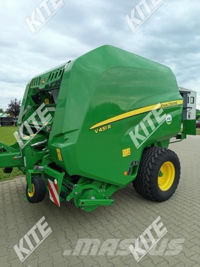 John Deere V451R Enfardadeira de rolos
