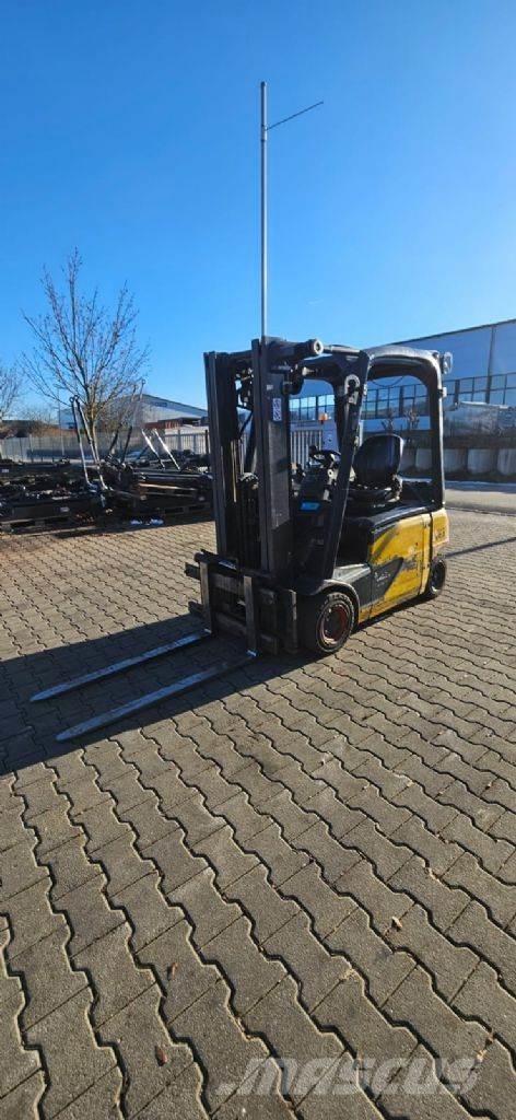 Linde E 16 P-02 Empilhadores eléctricos