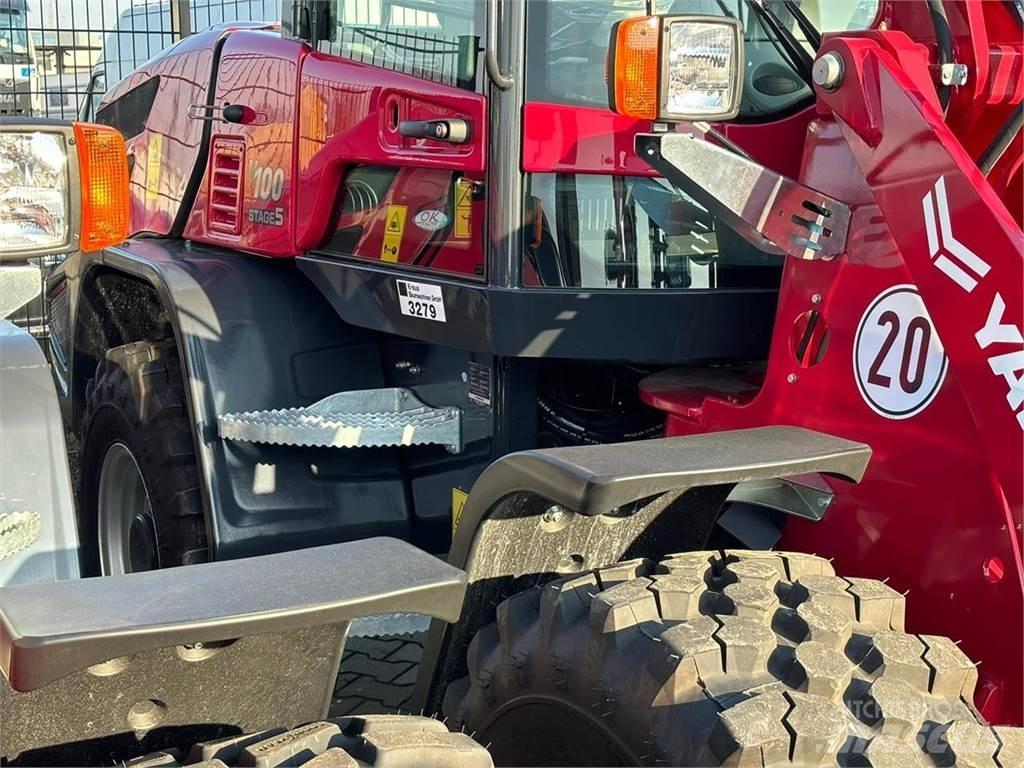 Yanmar V100 Carregadeiras de rodas