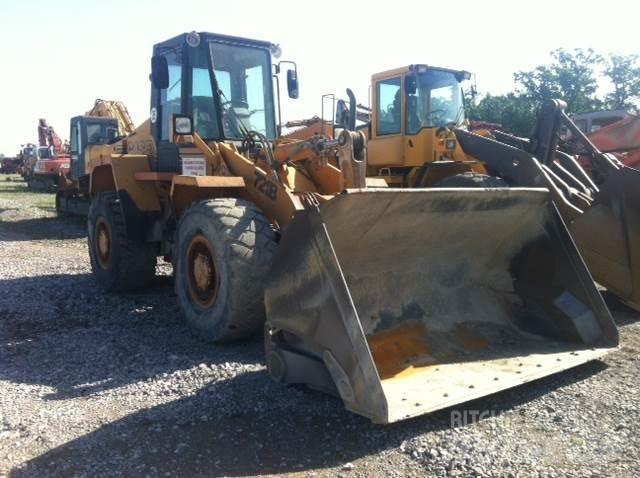 CASE 721B Carregadeiras de rodas