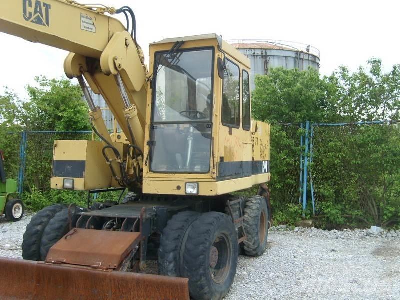 CAT 206 BFT Escavadoras de rodas