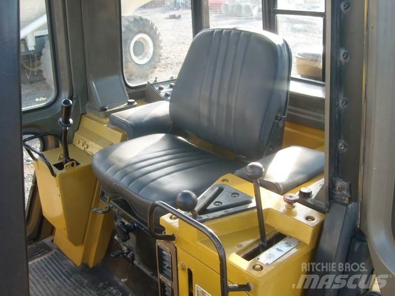 CAT 943 Carregadoras de lagartas