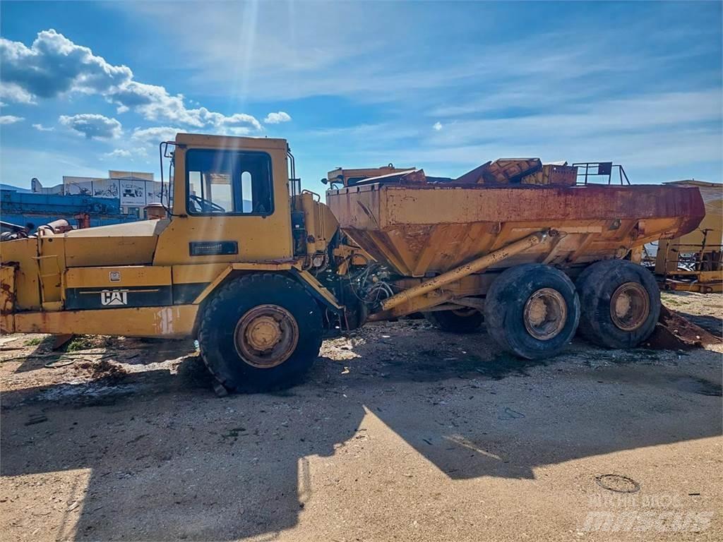 CAT D300B Caminhões articulados