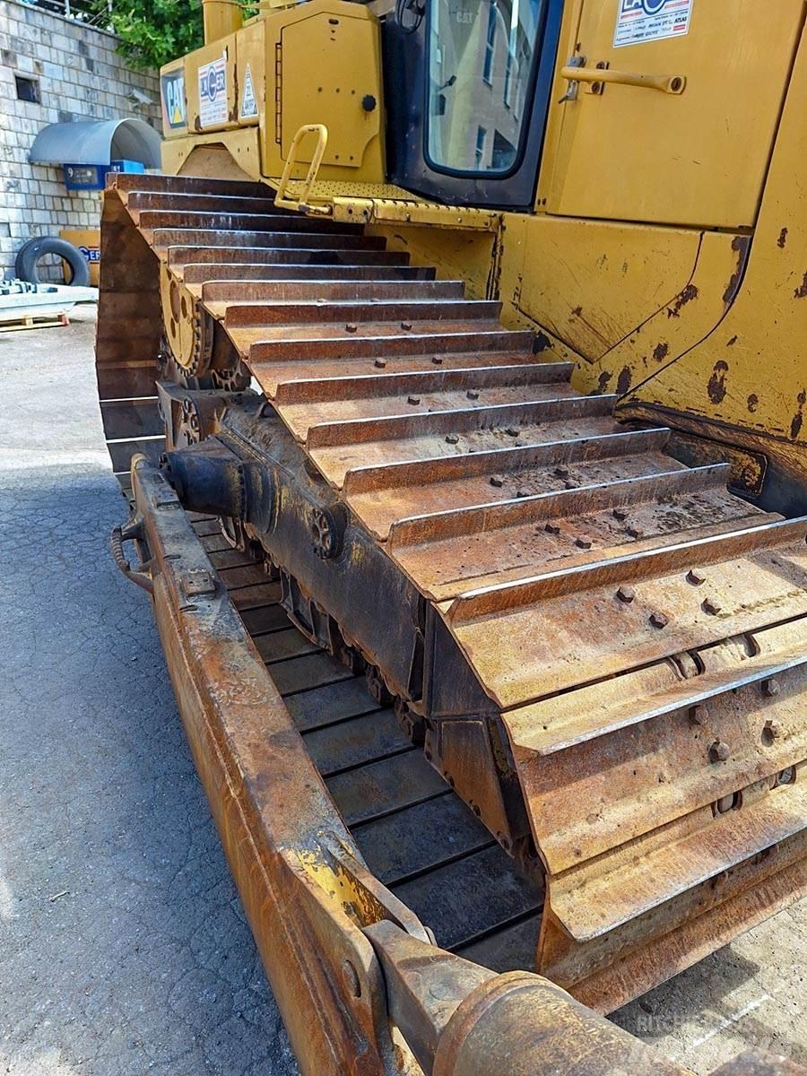 CAT D6T Dozers - Tratores rastos