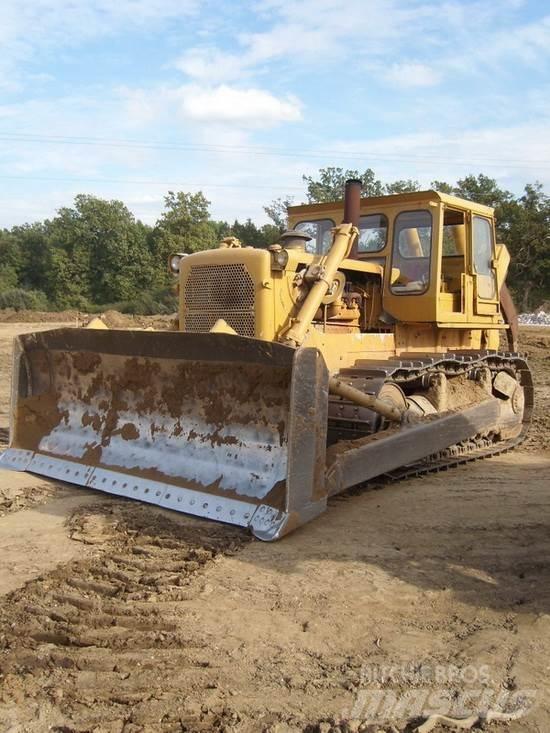 CAT D8H Dozers - Tratores rastos