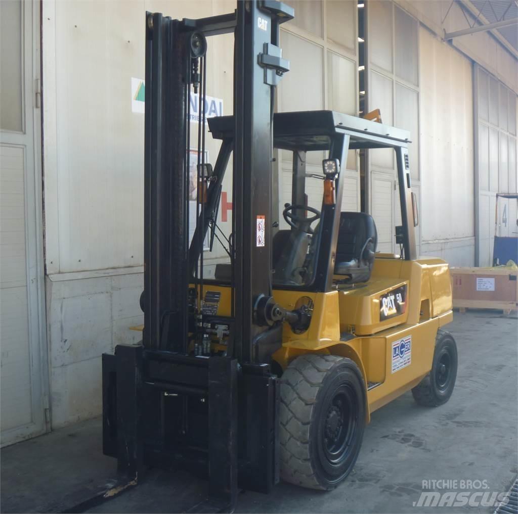 CAT DP50K Empilhadores Diesel