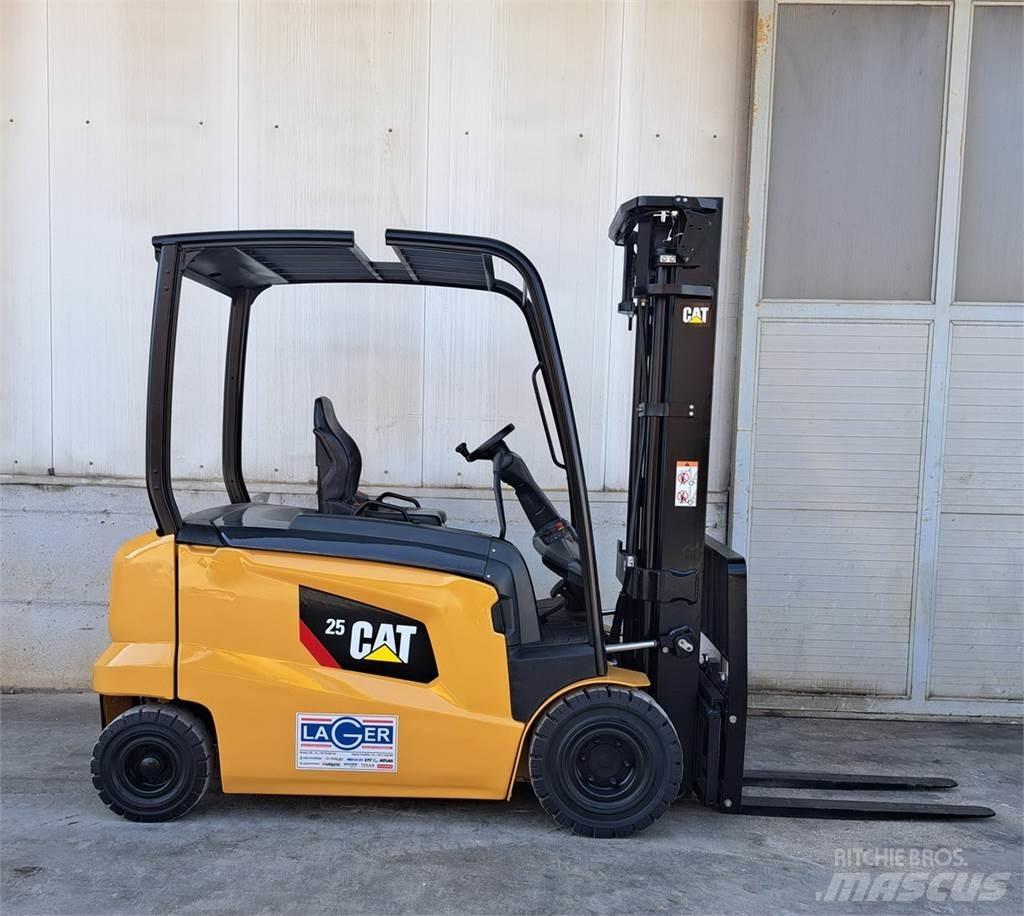 CAT EP25N Empilhadores eléctricos