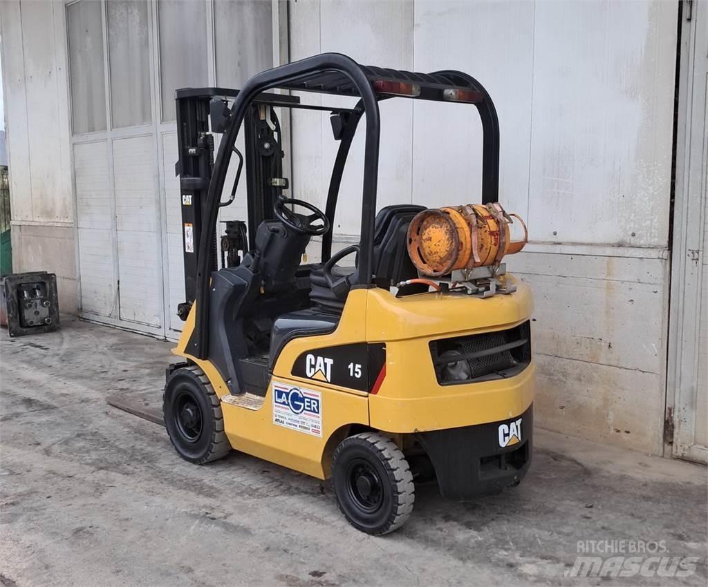 CAT GP15N Empilhadores a gás