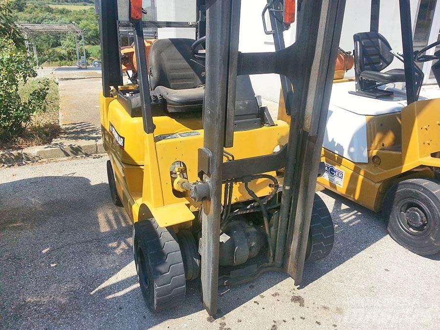 CAT GP18K Empilhadores a gás