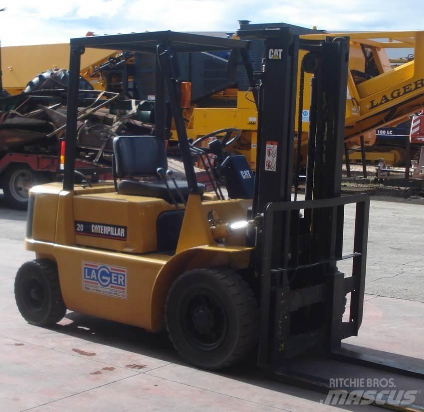 CAT GP20 Empilhadores a gás