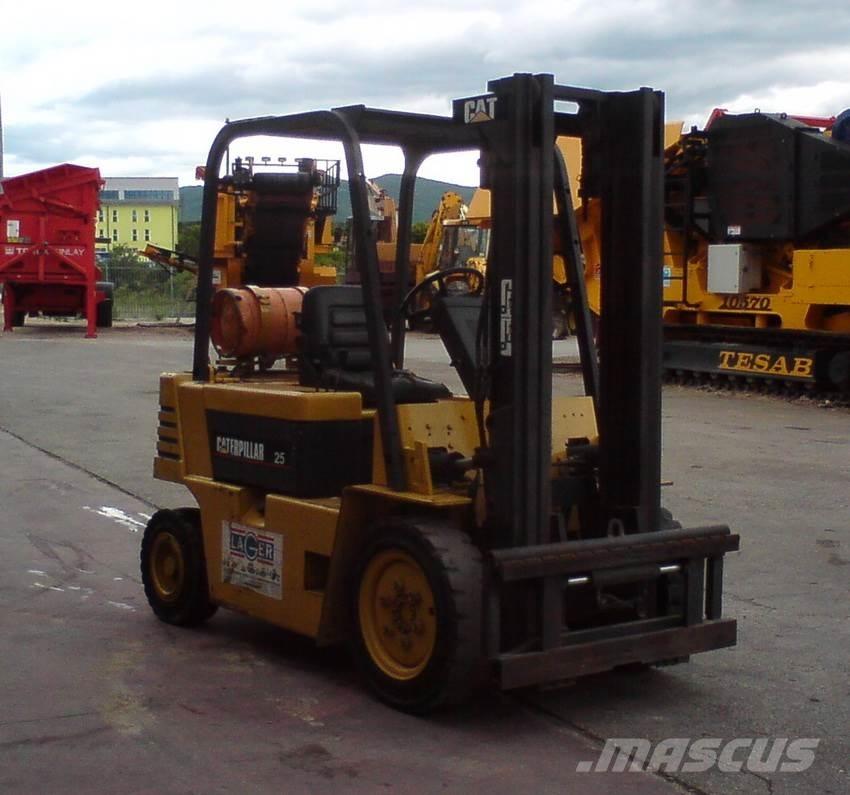 CAT GP25-2 Empilhadores a gás