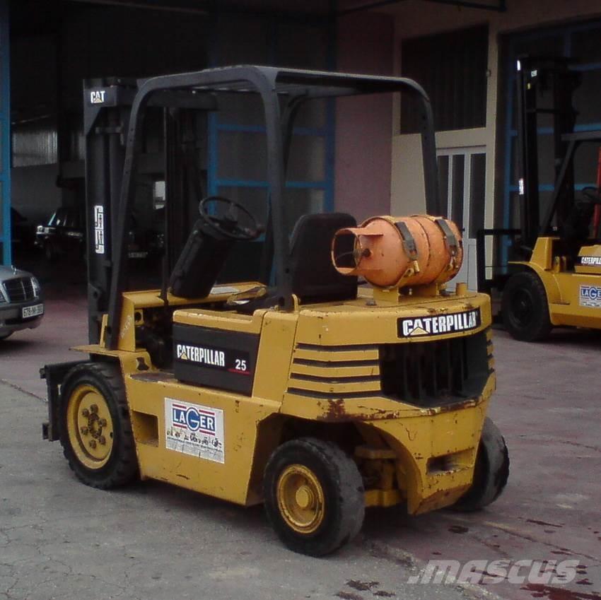 CAT GP25-2 Empilhadores a gás