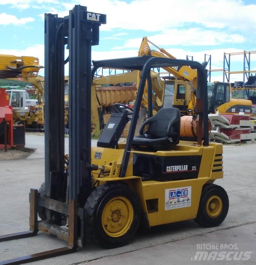 CAT GP25-2 Empilhadores a gás