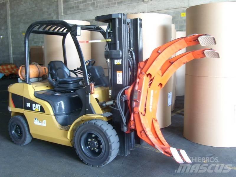 CAT GP30N Empilhadores a gás