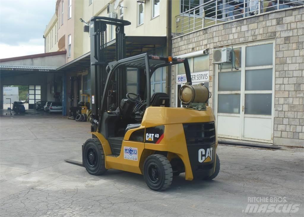 CAT GP40N Empilhadores a gás