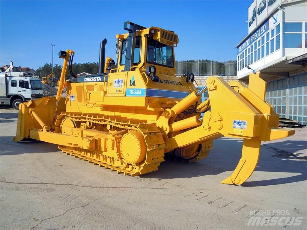 Dressta TD-25M Dozers - Tratores rastos