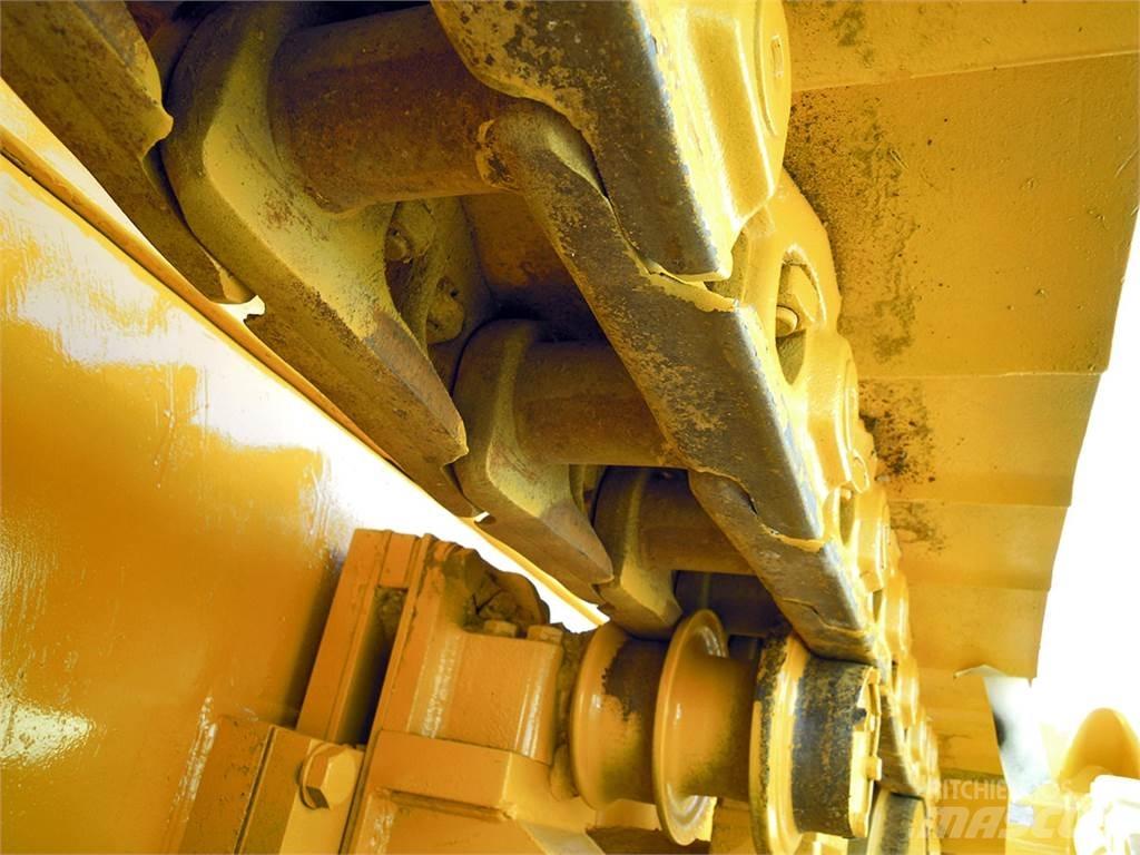 Dressta TD-25M Dozers - Tratores rastos