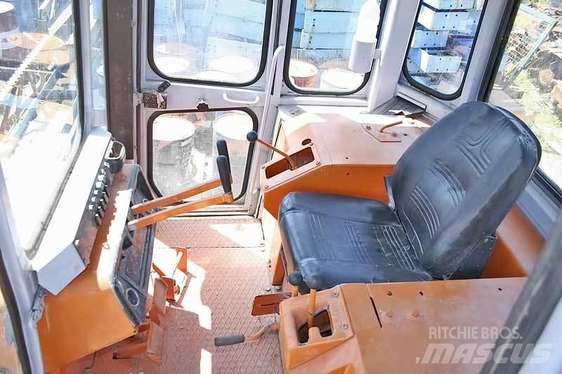Fiat-Hitachi FD 20 Dozers - Tratores rastos