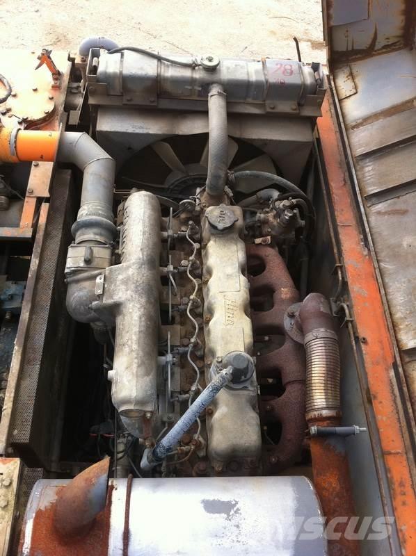 Hitachi UH 103 Escavadeiras de esteiras