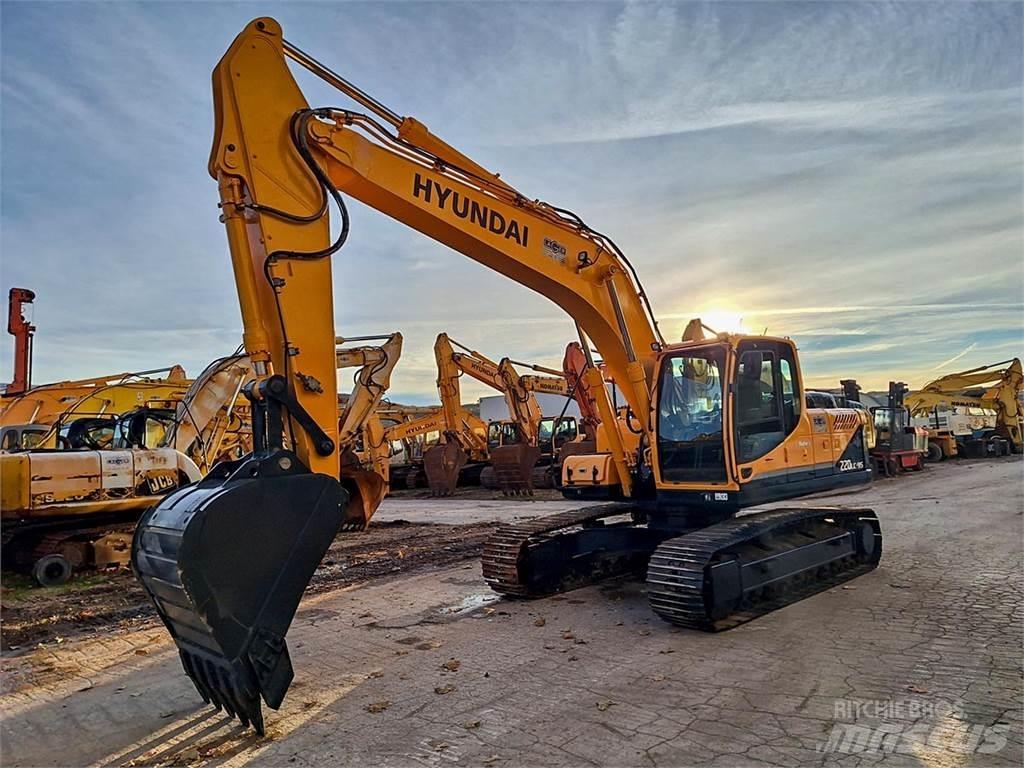 Hyundai R220LC-9S Escavadeiras de esteiras