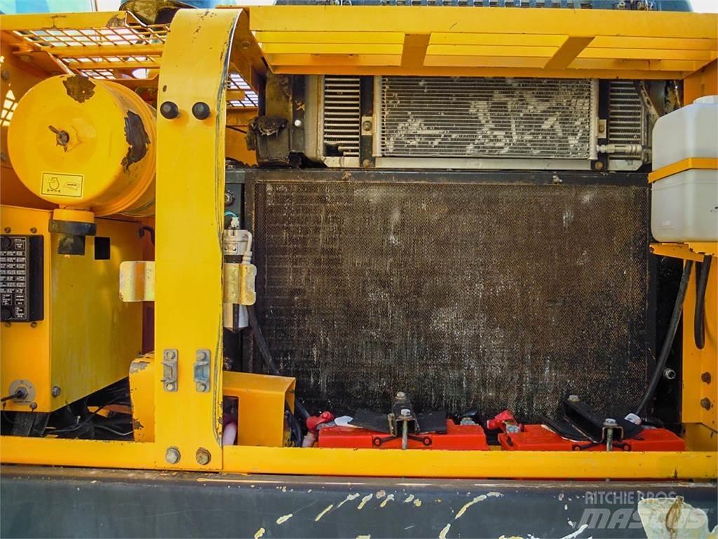 Hyundai R250LC-7 Escavadeiras de esteiras