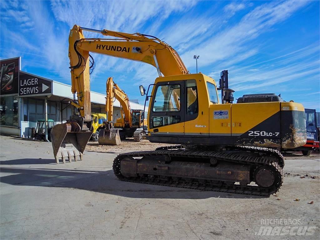 Hyundai R250LC-7 Escavadeiras de esteiras