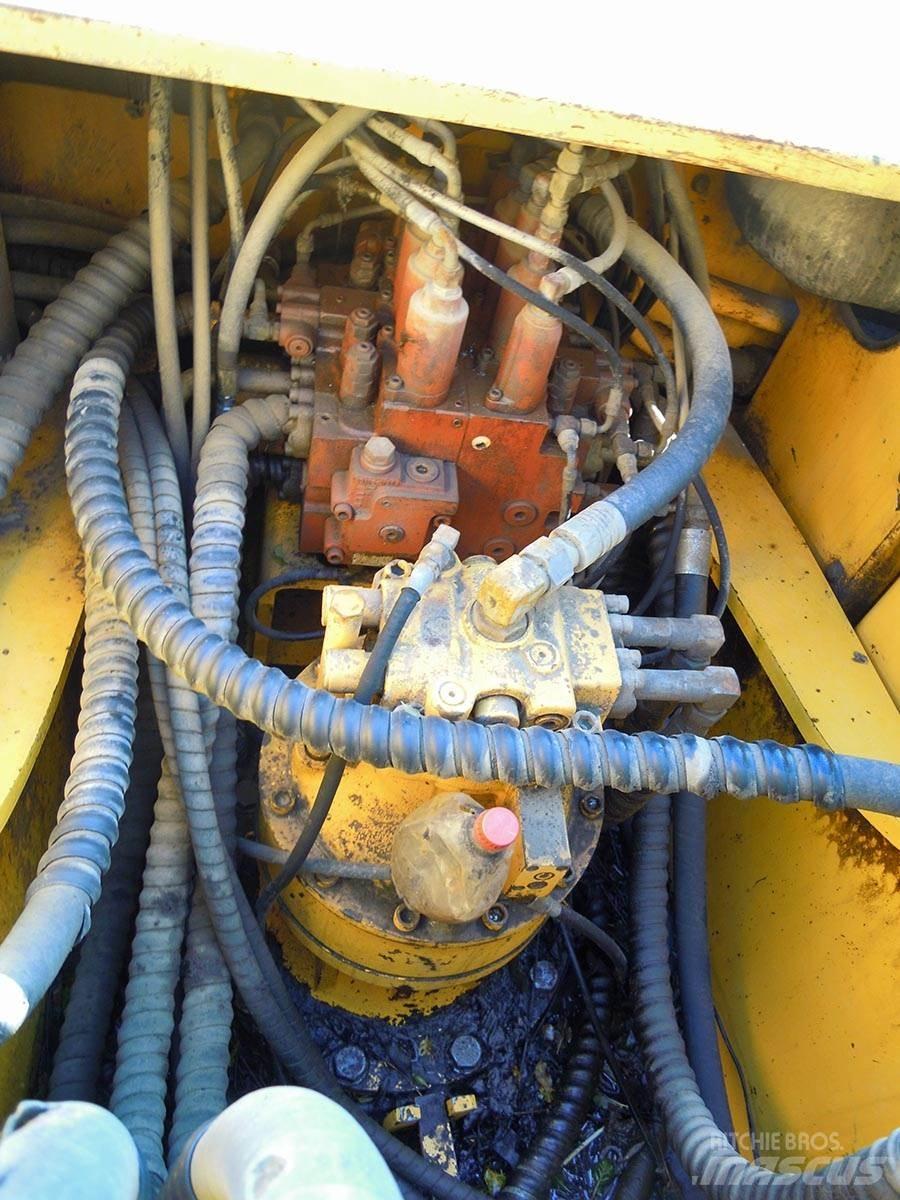 Hyundai R250NLC-7 Escavadeiras de esteiras