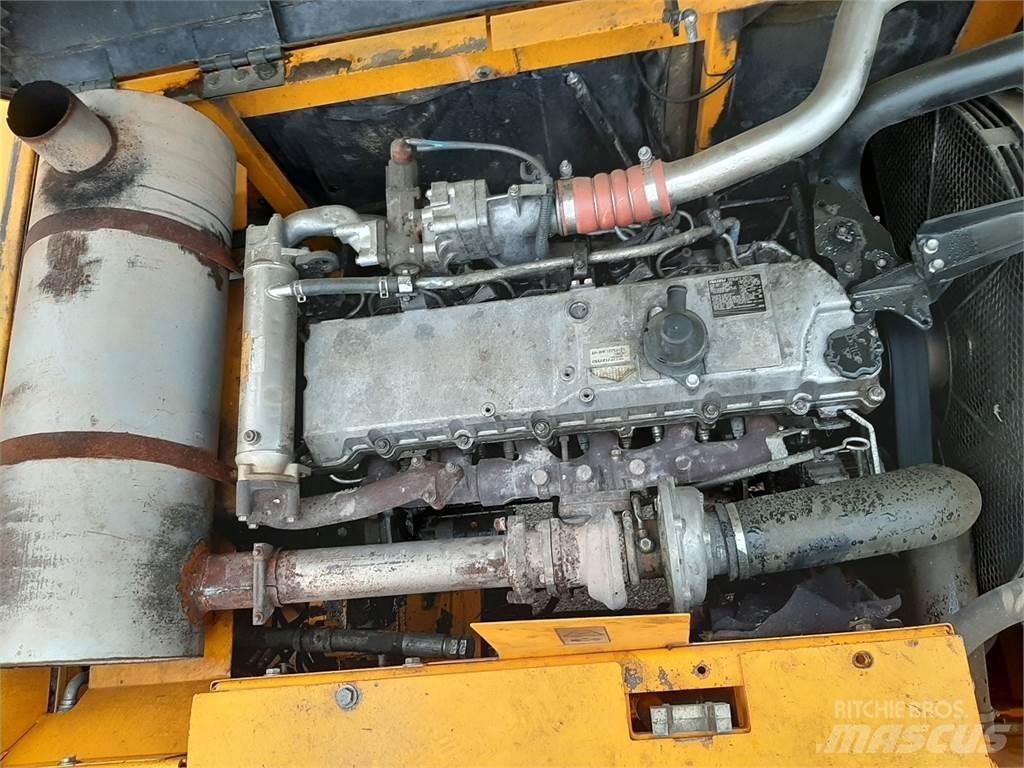JCB JS330NL Escavadeiras de esteiras
