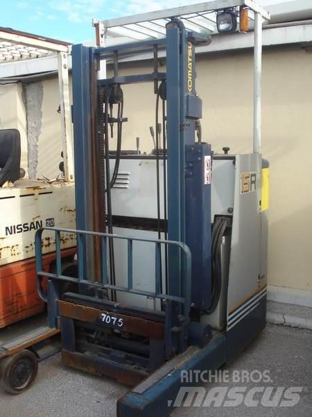 Komatsu FB15RS-8 Porta palettes