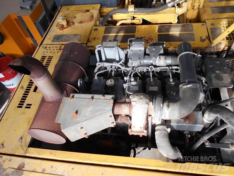 Komatsu PC450LC-7K Escavadeiras de esteiras