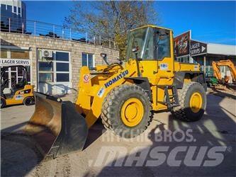 Komatsu WA270 Carregadeiras de rodas