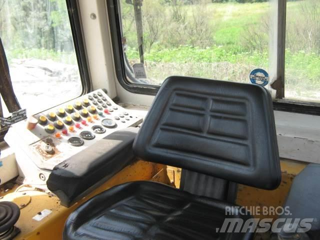 Liebherr PR 732 L Dozers - Tratores rastos
