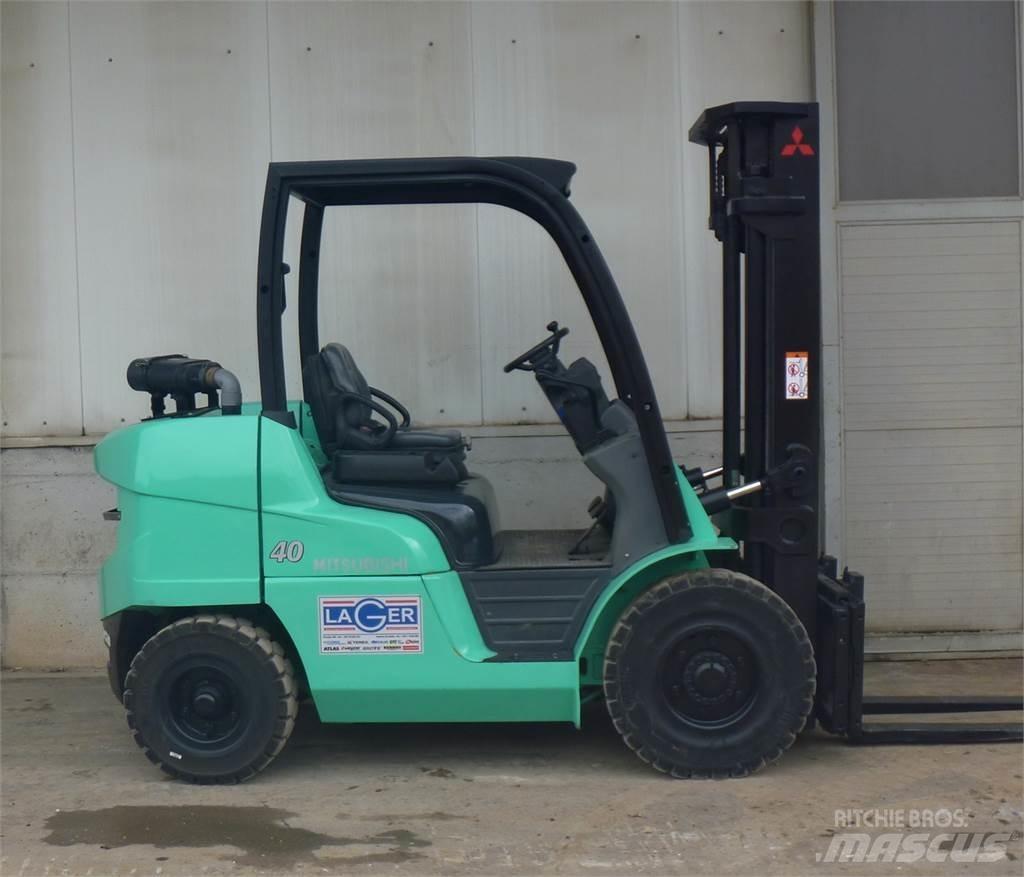 Mitsubishi FD40N Empilhadores Diesel