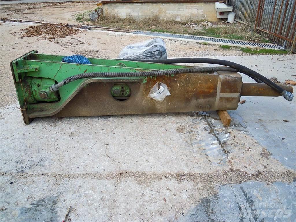 Montabert W1800 Martelos de empilhamento hidráulico