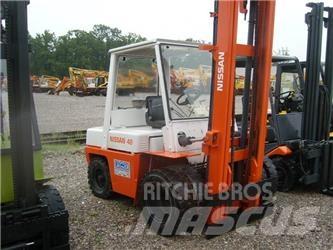 Nissan 40 Empilhadores Diesel