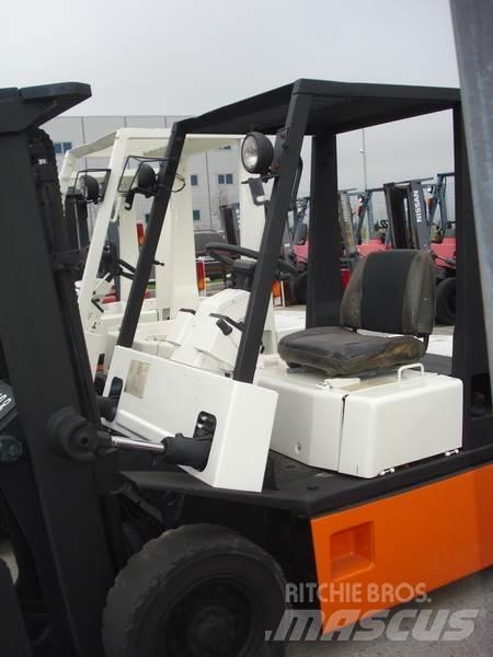 Nissan NH02M20 Empilhadores - Outros