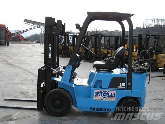 Nissan PJ01A15 Empilhadores a gás