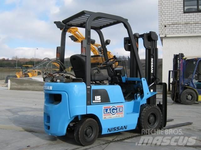 Nissan PJ01A15 Empilhadores a gás