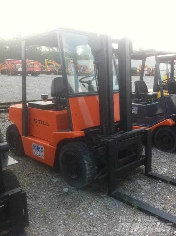 Still R70-40 Empilhadores Diesel