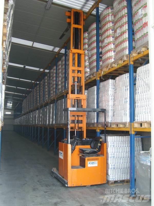 Still WAGNER EFSM 125R Porta palettes