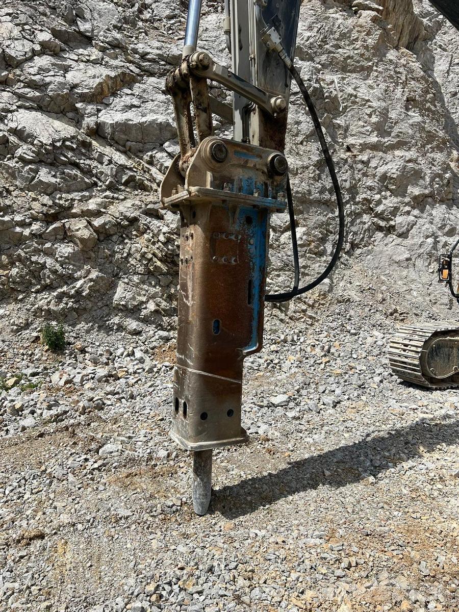 Titan SG2500S Martelos de empilhamento hidráulico